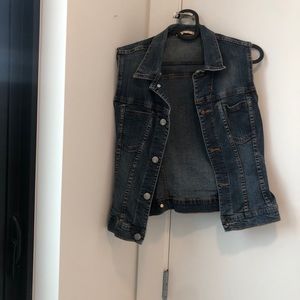 Denim vest